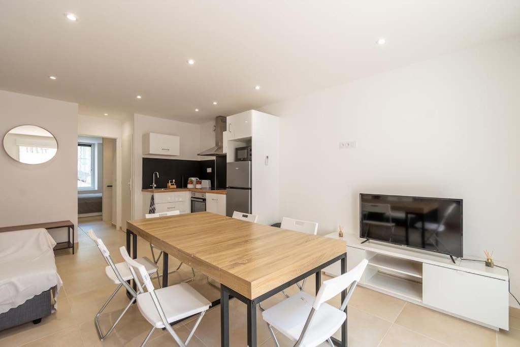 Maison Familiale Neuve * Marseille